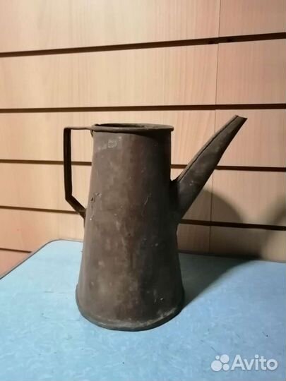 Кофейник, мерные кружки