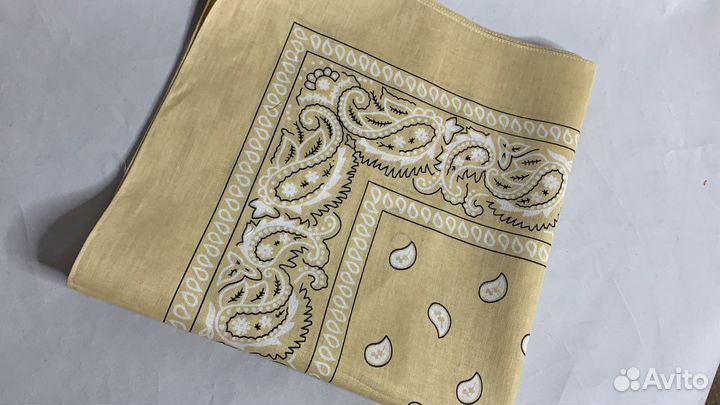 Бандана песочного цвета