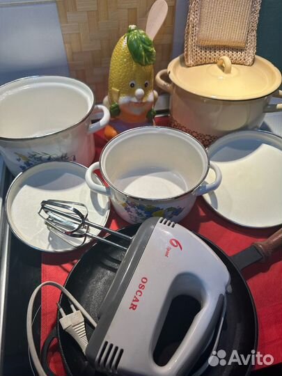 Кастрюли эмалированные СССР, сковорода чугунная