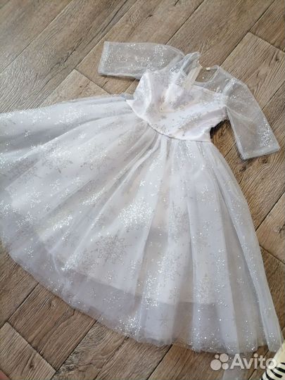 Платье для девочки 98 104 новое