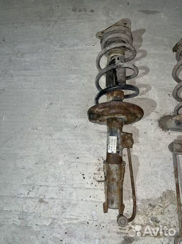 Стойка в сборе передняя левая LADA Vesta оригинал