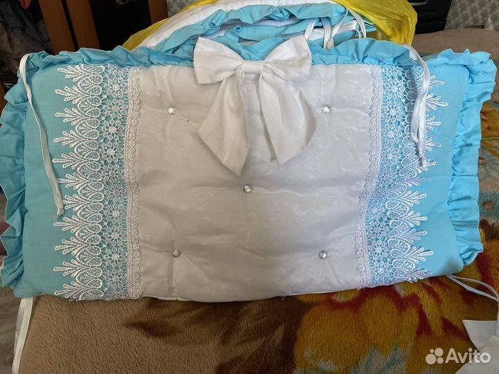 Бортики и балдахин