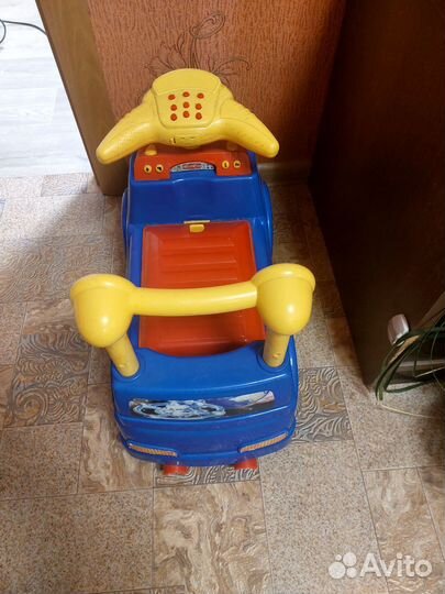 Детская машинка каталка