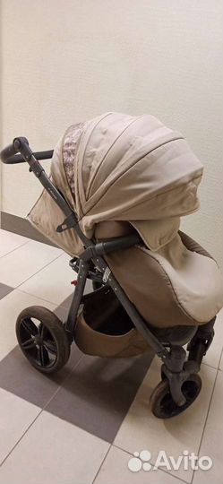 Шикарная всесезонная коляскаTako V-road 5