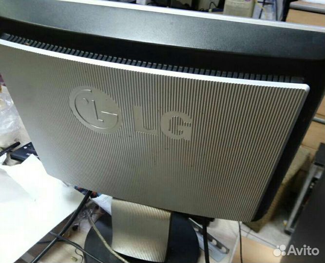 Монитор LG flatron 15