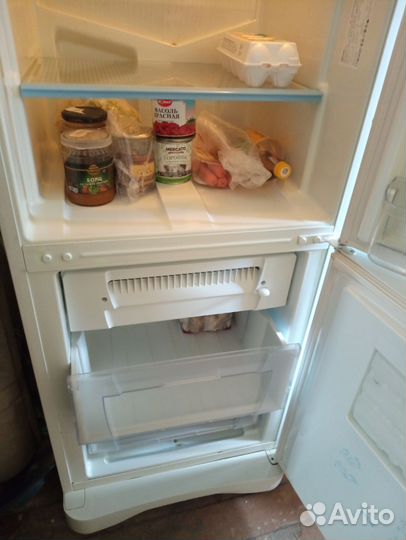 Холодильник бу Indesit