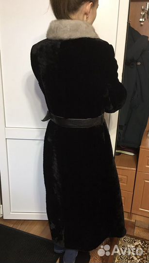 Шуба мутоновая, длинная