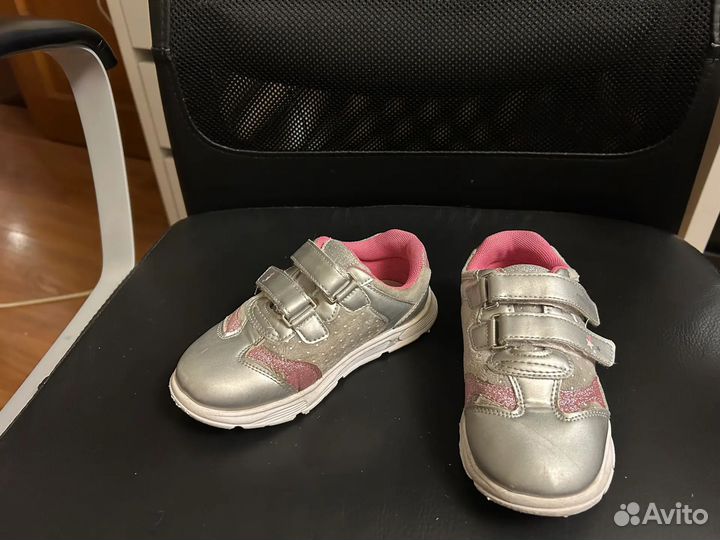 Кроссовки Chicco 30 р