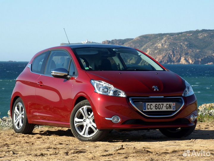 Лобовое стекло peugeot 208/2008 HB 3/5D 2012-2019