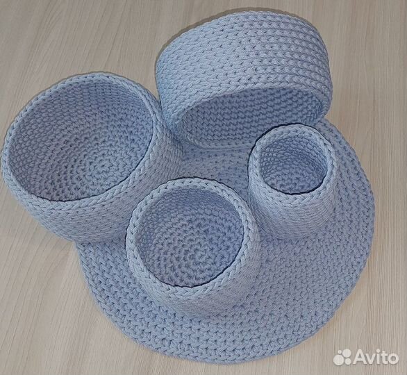 Вязаные корзинки ручной работы