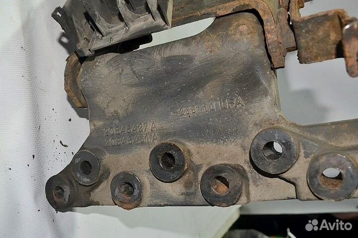 Траверса рамы renault trucks Magnum Dxi (01.05-12