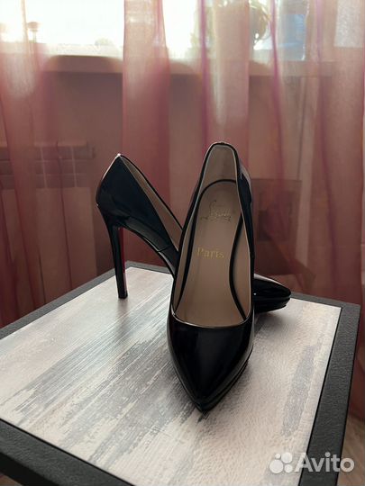 Туфли женские черные 37 размер