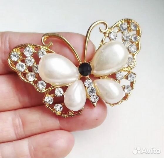 Брошь новая