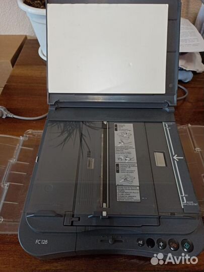 Копировальный аппарат Canon FC128