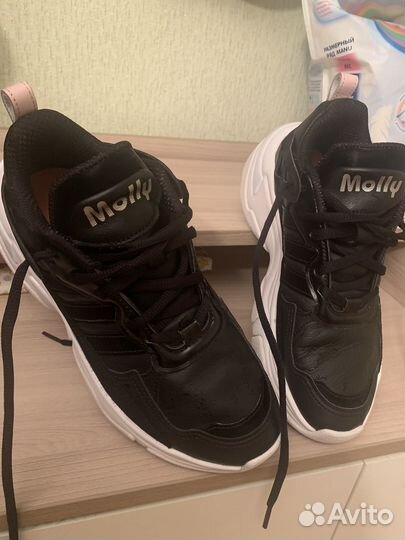 Кроссовки Adidas оригинальные