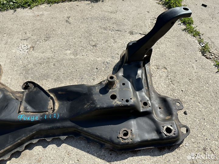 Подрамник Ford Focus 1