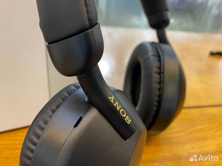 Беспроводные наушники sony