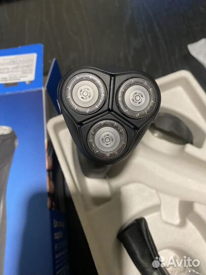 Бритва электрическая philips новая s3231/52