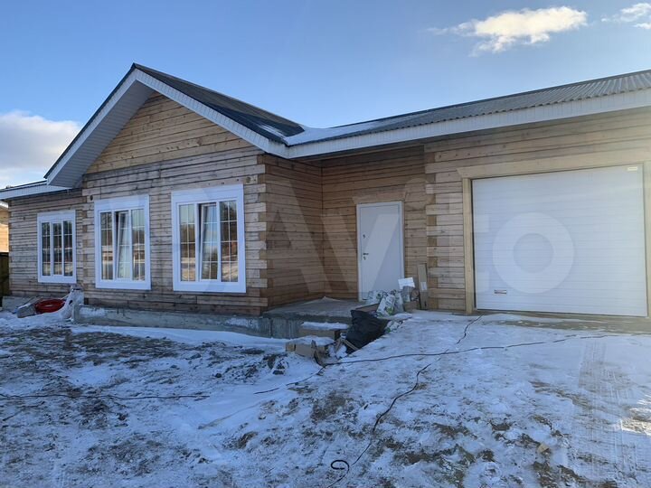 Дом 100 м² на участке 8 сот.