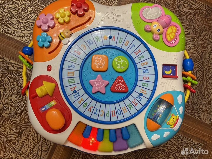 Развивающий столик baby go