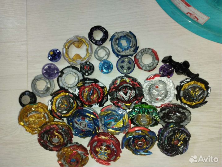 Бэйблэйд такара томи