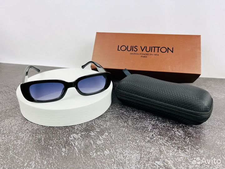 Солнцезащитные очки Louis Vuitton