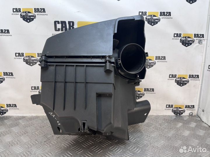 Корпус воздушного фильтра Volvo XC90