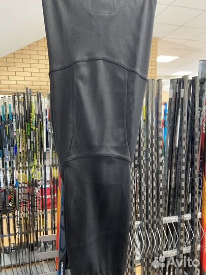 Хоккейные рейтузы и гамаши продаю