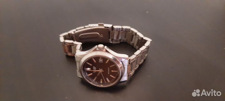 Наручные часы Casio quartz