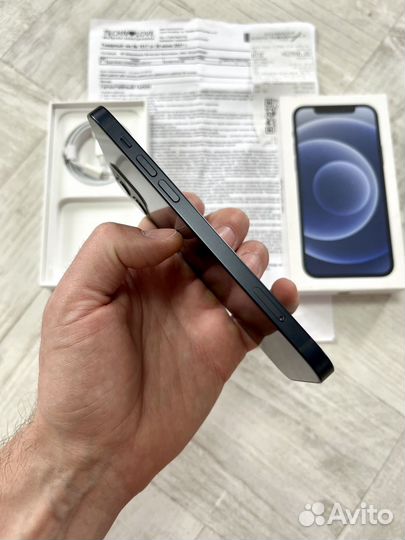 iPhone 12, 64 ГБ