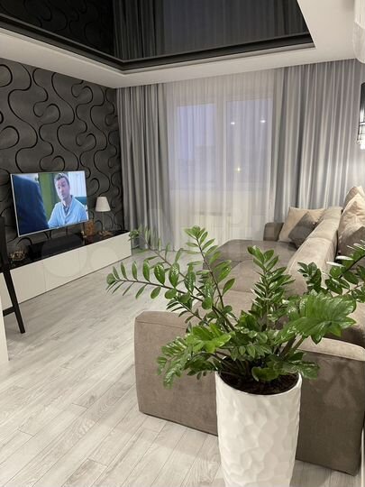 3-к. квартира, 87,3 м², 19/24 эт.