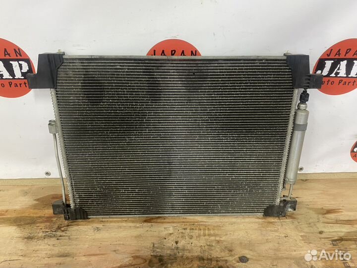 Радиатор кондиционера Infiniti M Y51