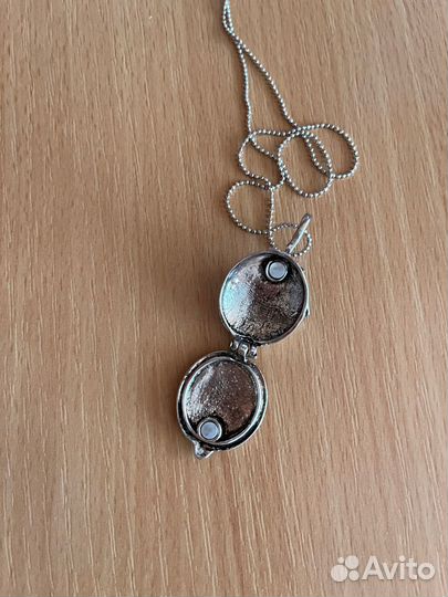 Кулон Елены Гилберт 