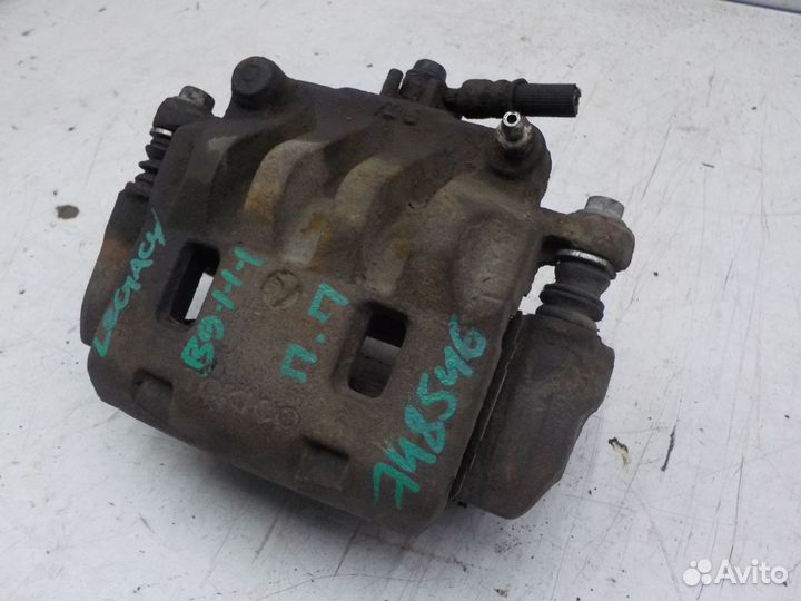 Суппорт передний правый Subaru Legacy