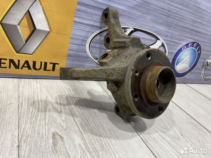 Кулак поворотный Цапфа Ступица в сборе Renault meg