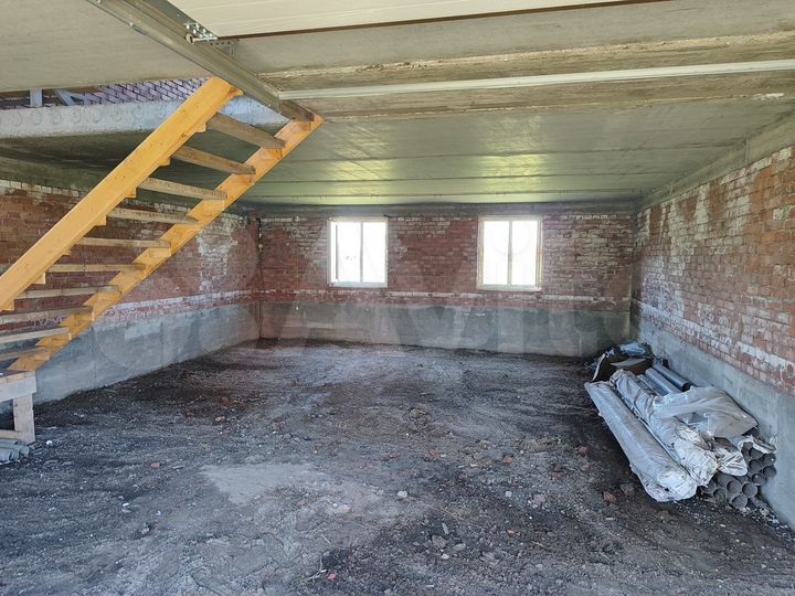 Дом 210 м² на участке 5,4 сот.