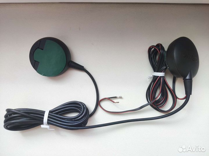 Универсальная автомобильная антенна Рэмо для GPS