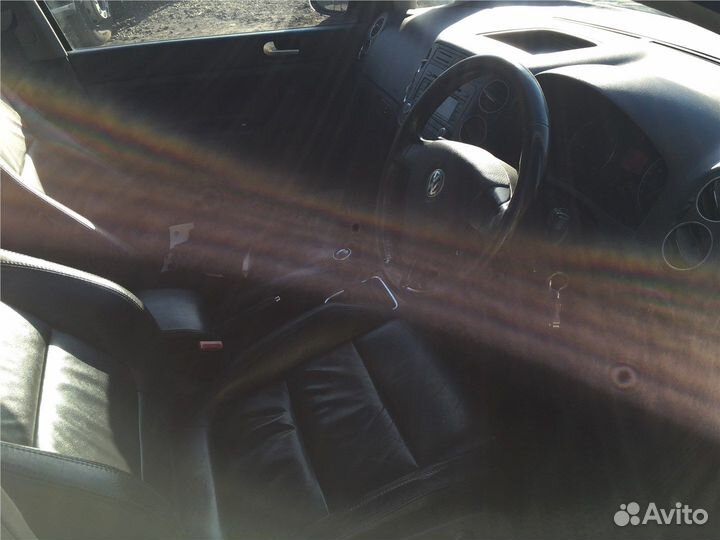 Разбор на запчасти Volkswagen Golf Plus