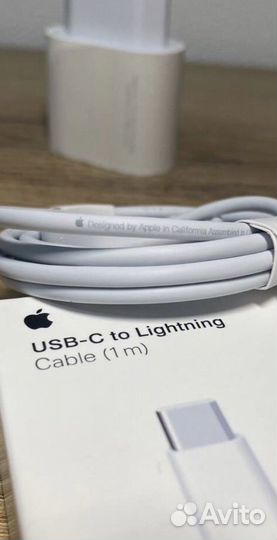 Оригинальный Блок iPhone 20 w