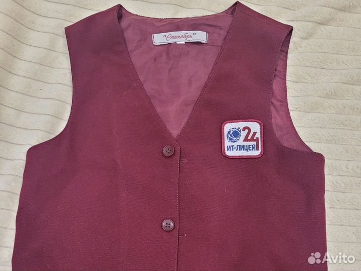 Жилетка для мальчика школьная 128