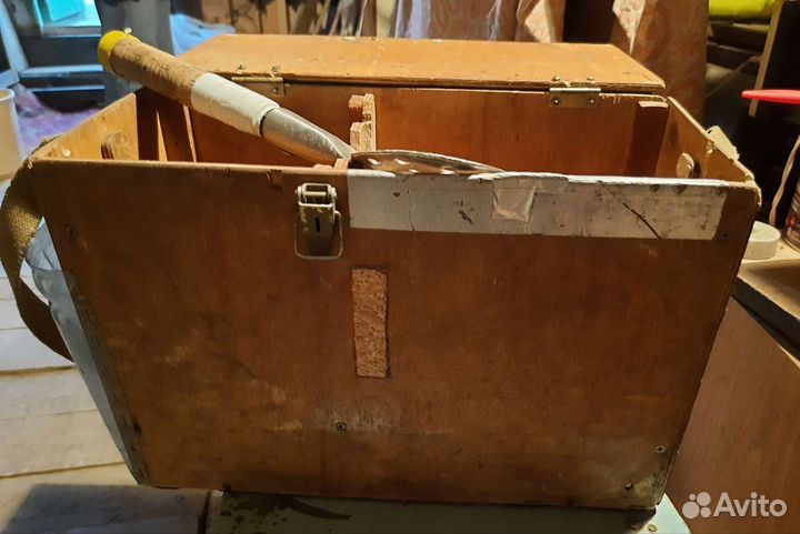 Зимний рыболовный ящик