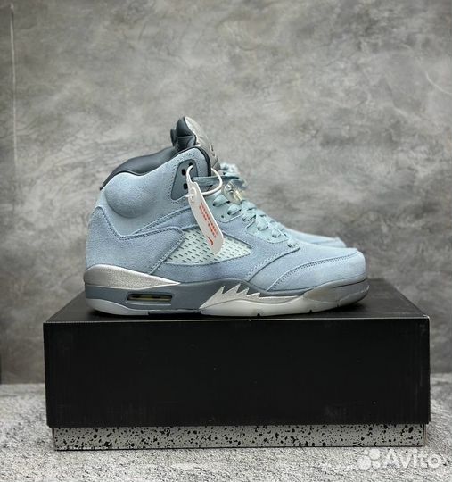 Nike Air Jordan 5 Retro UNC University Blue