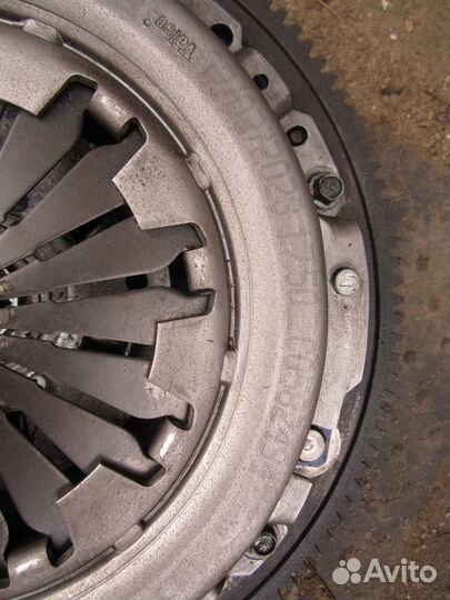 Сцепление в сборе 11183. 200мм