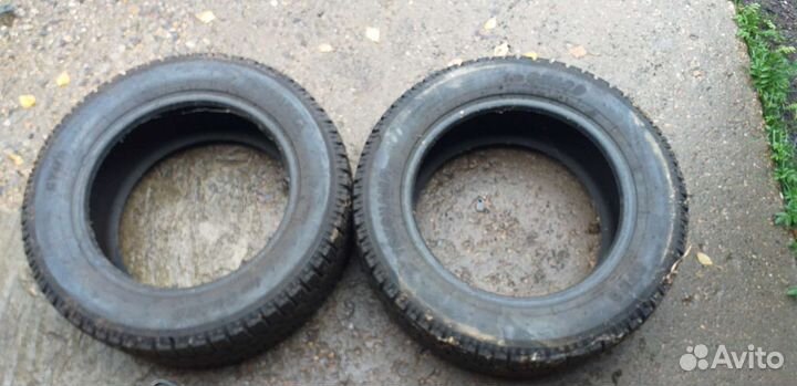 Yokohama Ice Guard Stud IG55 215/60 R16