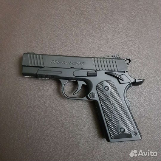 Пистолет-зажигалка на подставке/ turbo