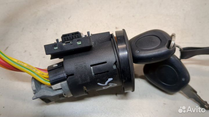 Замок зажигания Renault Scenic, 2000