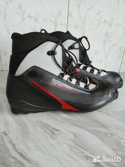 Лыжи и Лыжные ботинки