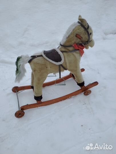 Лошадь качалка каталка