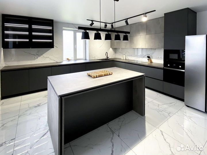 Дизайнер мебели