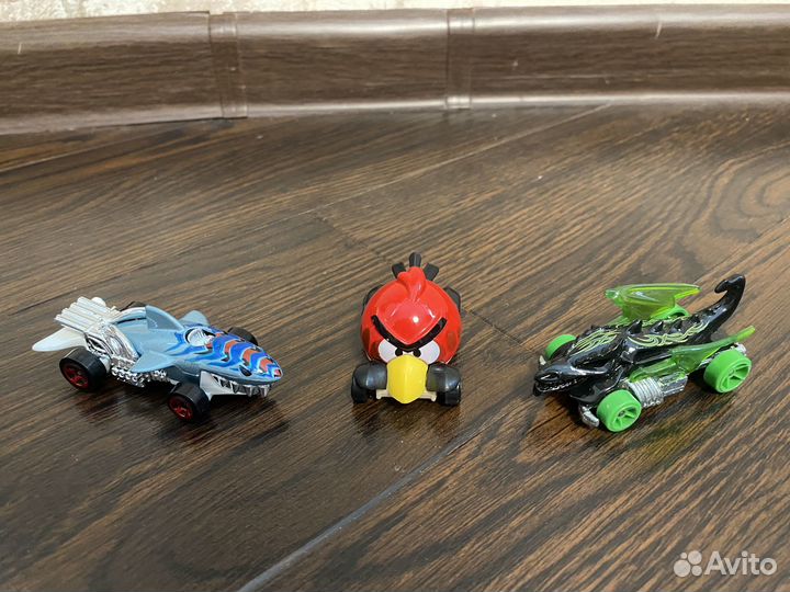 Hot wheels машинки